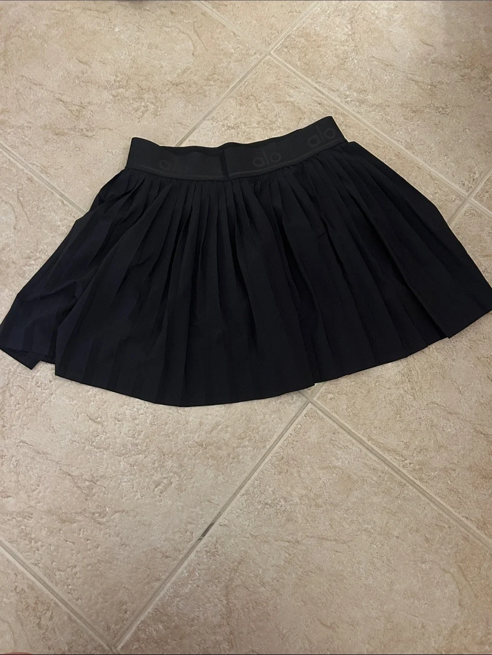 ALO Yoga Black Athletic Skirt with Built-in Shorts